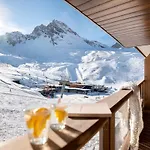 Ynycio Szálloda Tignes